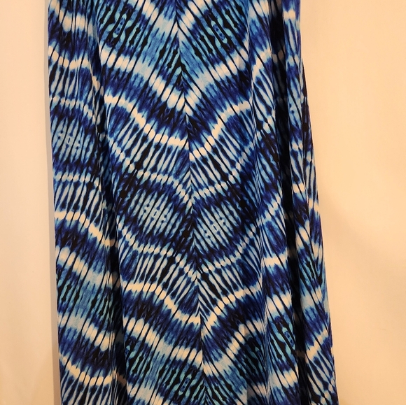 New Directions Blue and White Maxi Skirt PL - Picture 3 of 6